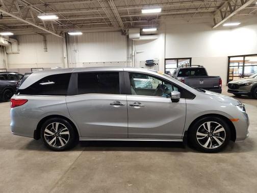 2024 Honda Odyssey 