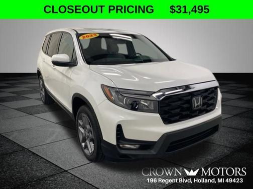 Platinum White Pearl 2023 Honda Passport