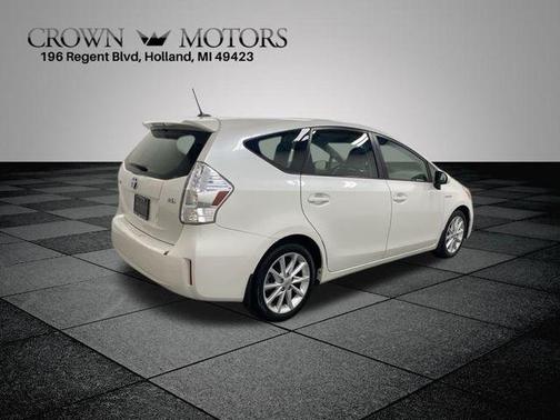 2012 Toyota Prius v Five