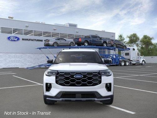 Star White 2026 Ford Explorer Platinum