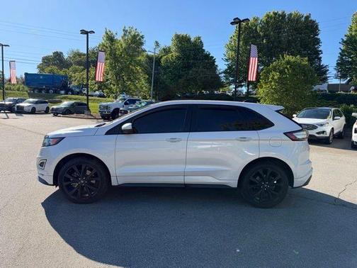 White Platinum Clearcoat Metallic 2018 Ford Edge Sport