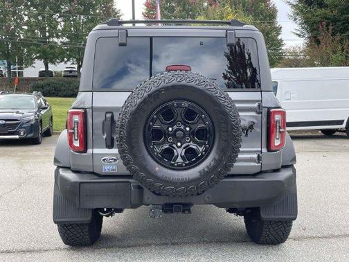 Gray Metallic 2024 Ford Bronco Wildtrak