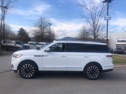 2023 Lincoln Navigator BLACK LABEL