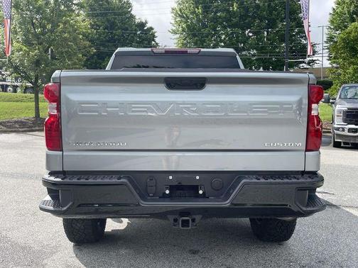 Sterling Gray Metallic 2025 Chevrolet Silverado 1500 Custom Trail Boss