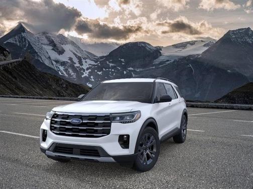 Star White 2026 Ford Explorer Active