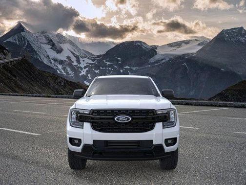 Oxford White 2025 Ford Ranger XLT