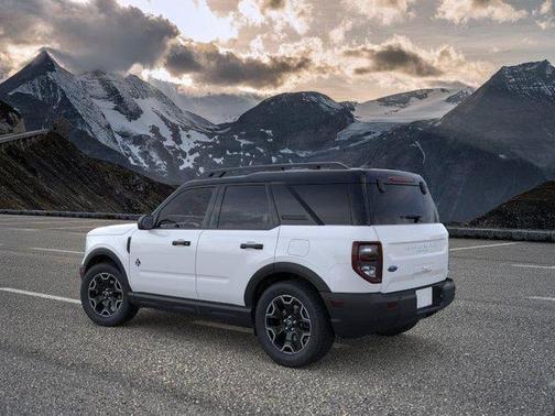 Oxford White 2026 Ford Bronco Sport Outer Banks