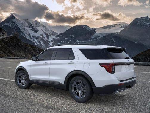 Space White Metallic 2026 Ford Explorer Active