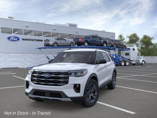 Space White Metallic 2026 Ford Explorer Active