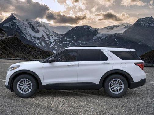 White Metallic 2026 Ford Explorer Active
