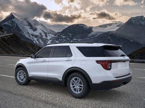 White Metallic 2026 Ford Explorer Active