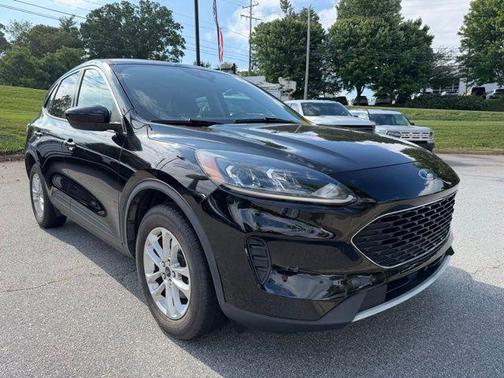 Agate Black Metallic 2020 Ford Escape SE