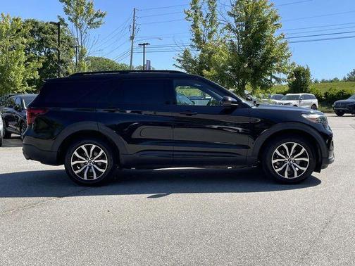 Agate Black Metallic 2020 Ford Explorer ST