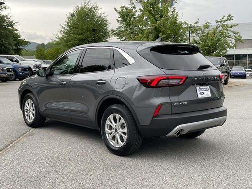Carbonized Gray Metallic 2024 Ford Escape Active