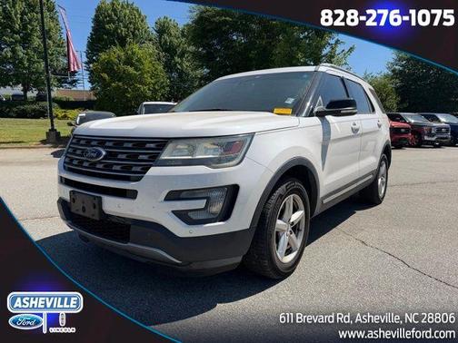 White Platinum Tri-Coat Metallic 2016 Ford Explorer XLT