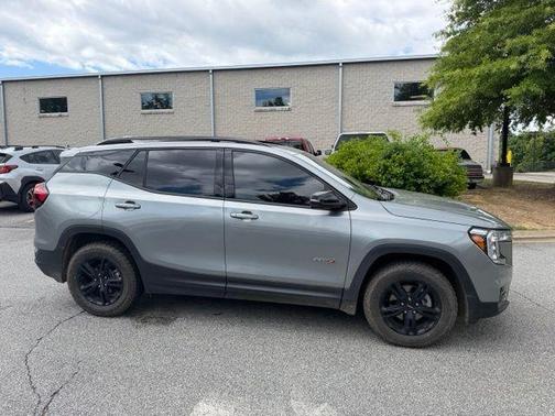 Sterling 2023 GMC Terrain AT4