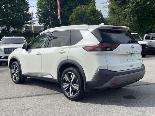White 2021 Nissan Rogue SL