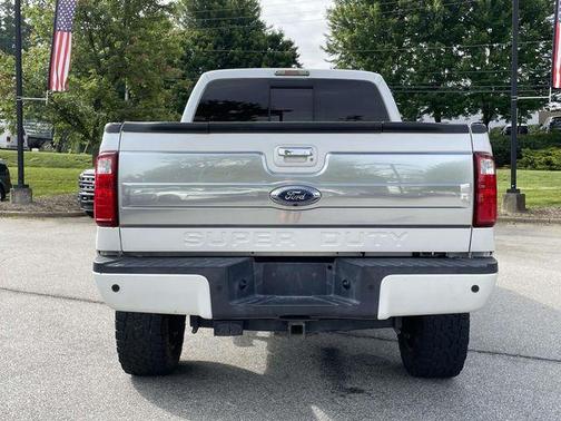 White Platinum Clearcoat Metallic 2016 Ford F-250 Platinum