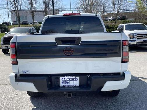Glacier White 2025 Nissan Frontier PRO-4X