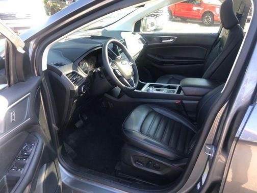 Gray Metallic 2024 Ford Edge SEL