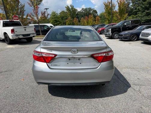 Celestial Silver Metallic 2015 Toyota Camry SE