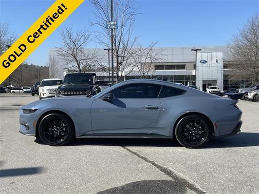 2025 Ford Mustang ECOBOOST