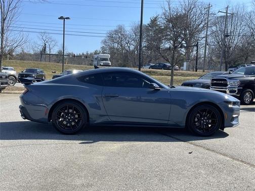 2025 Ford Mustang ECOBOOST