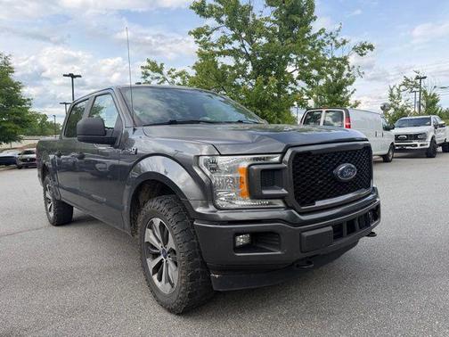 Magnetic 2018 Ford F-150 XL