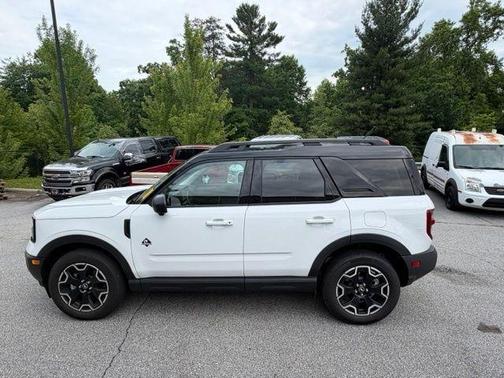 Oxford White 2025 Ford Bronco Sport Outer Banks