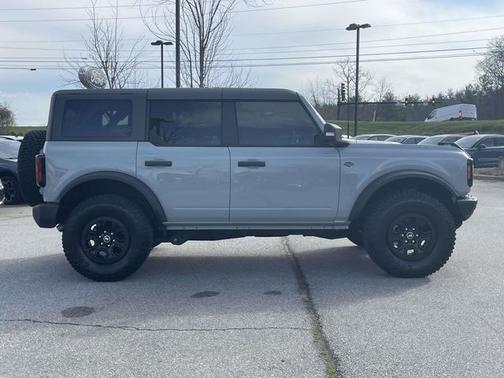 2024 Ford Bronco WILDTRAK