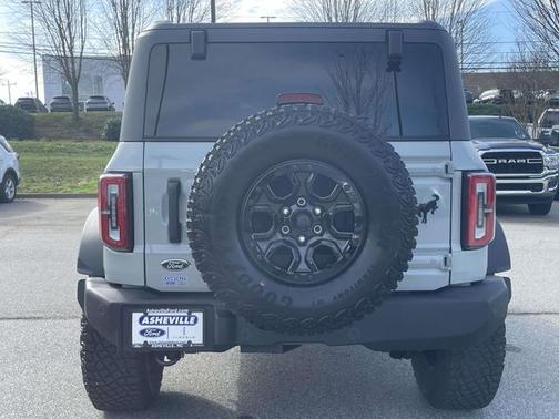 2024 Ford Bronco WILDTRAK