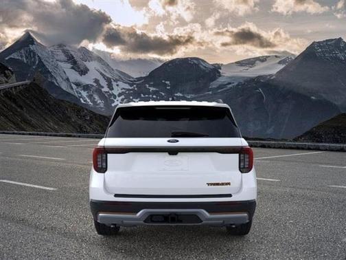 Star White 2026 Ford Explorer Tremor