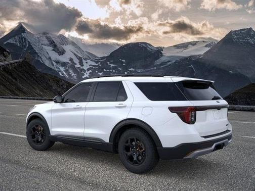 Star White 2026 Ford Explorer Tremor