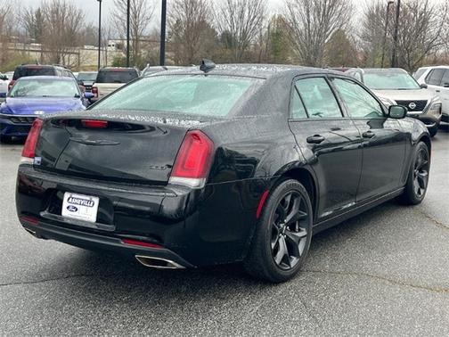 2021 Chrysler 300 TOURING