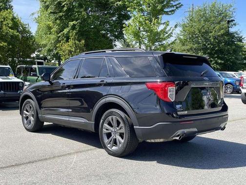 Agate Black Metallic 2023 Ford Explorer XLT