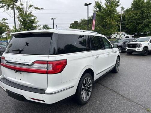 Pristine White 2021 Lincoln Navigator L Reserve