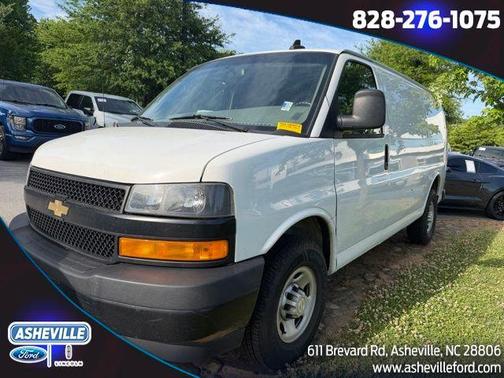 Summit White 2021 Chevrolet Express 2500 Work Van