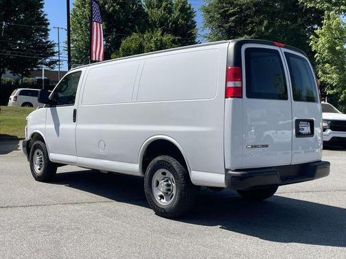 Summit White 2021 Chevrolet Express 2500 Work Van