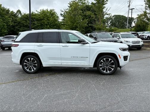 2023 Jeep Grand Cherokee OVERLAND