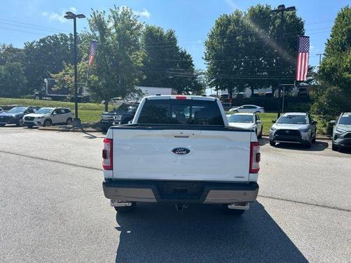 Oxford White 2022 Ford F-150 Lariat