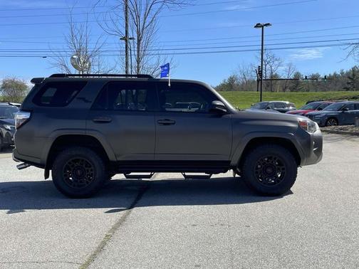 2023 Toyota 4Runner TRD OFF ROAD