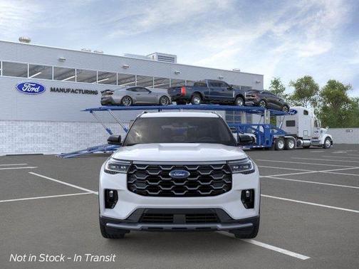 Space White Metallic 2026 Ford Explorer Platinum