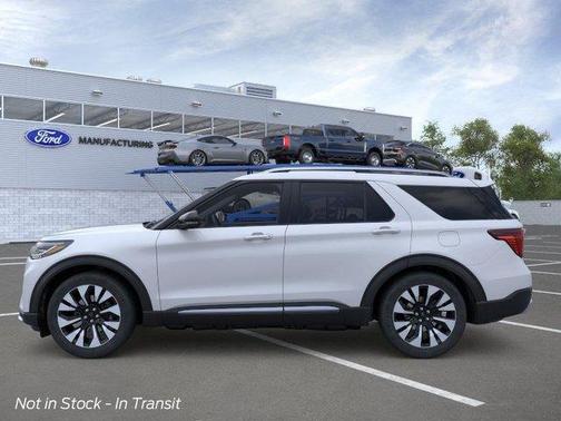 Space White Metallic 2026 Ford Explorer Platinum
