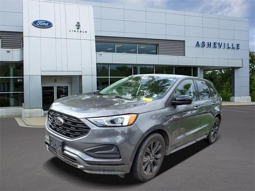 2022 Ford Edge SE