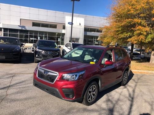 2020 Subaru Forester PREMIUM