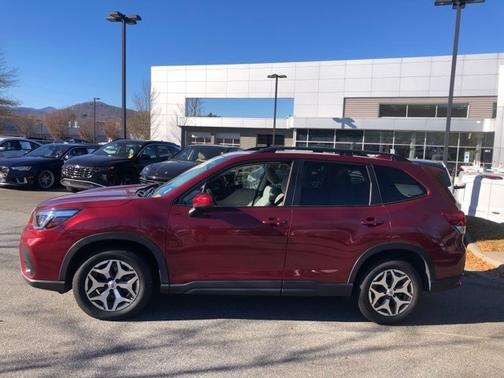 2020 Subaru Forester PREMIUM