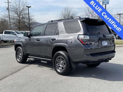 2020 Toyota 4Runner VENTURE