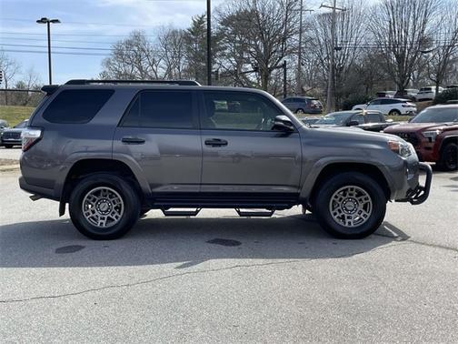 2020 Toyota 4Runner VENTURE