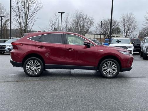 2021 Toyota Venza XLE