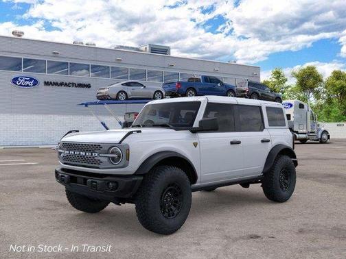 Oxford White 2026 Ford Bronco Badlands